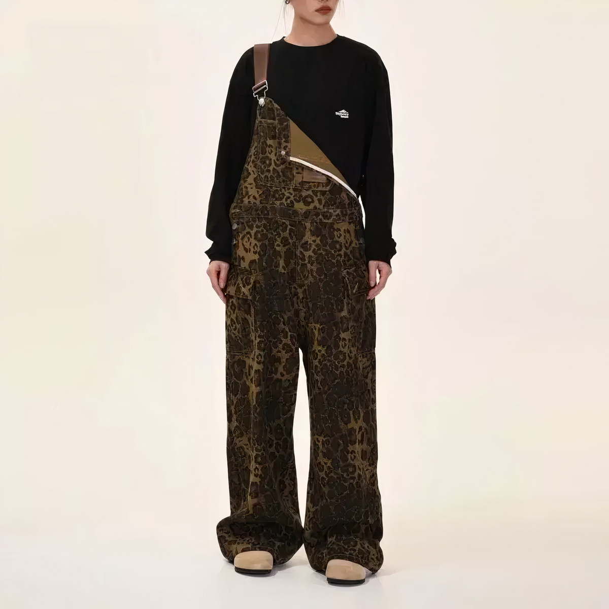 IMG_19_04_25_salopette_leopard_oversize_0.jpg